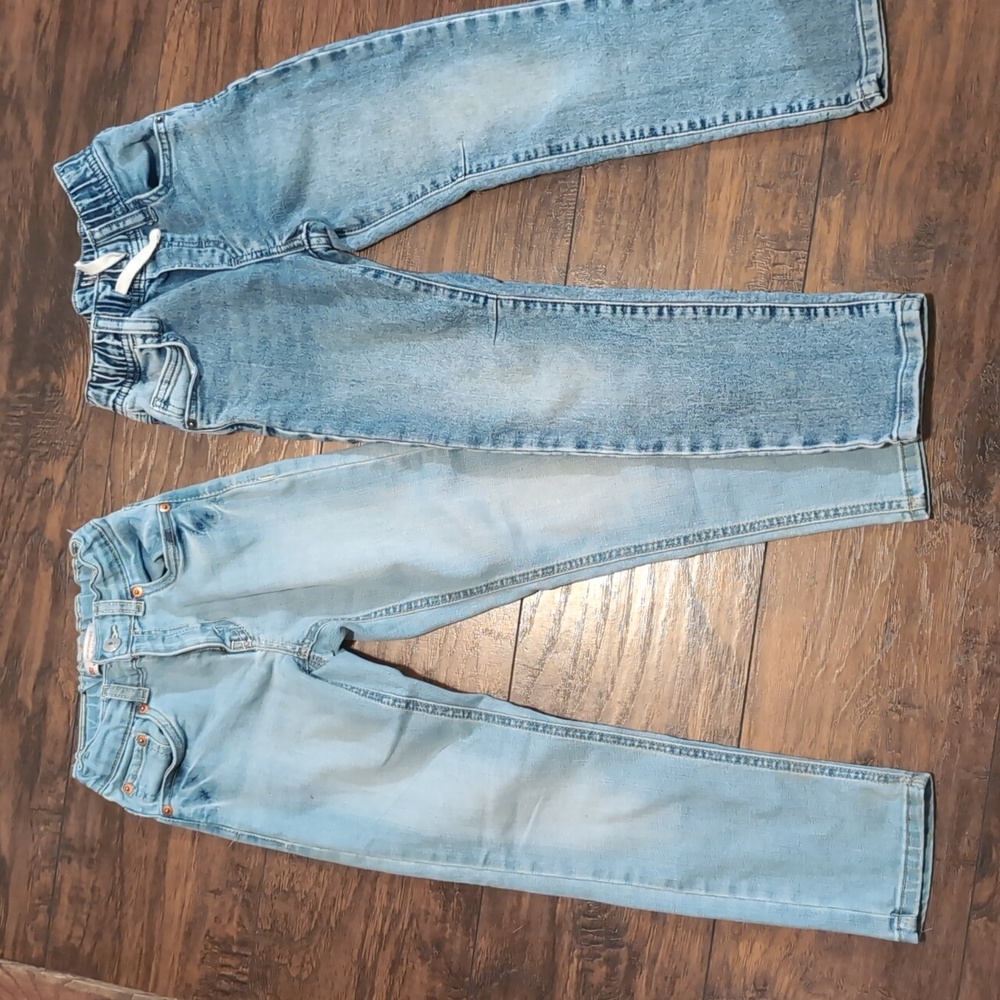 Set of Two Light and Medium Blue Jeans
